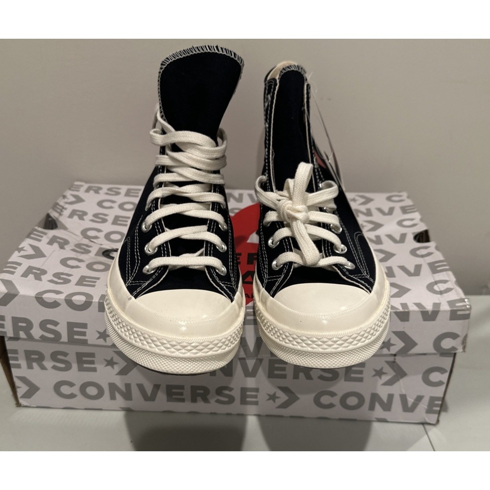 COMME DES GARÇONS PLAY M11W13 Converse Chuck 70OG Single Heart Hi Sneakers Black - Picture 4 of 15